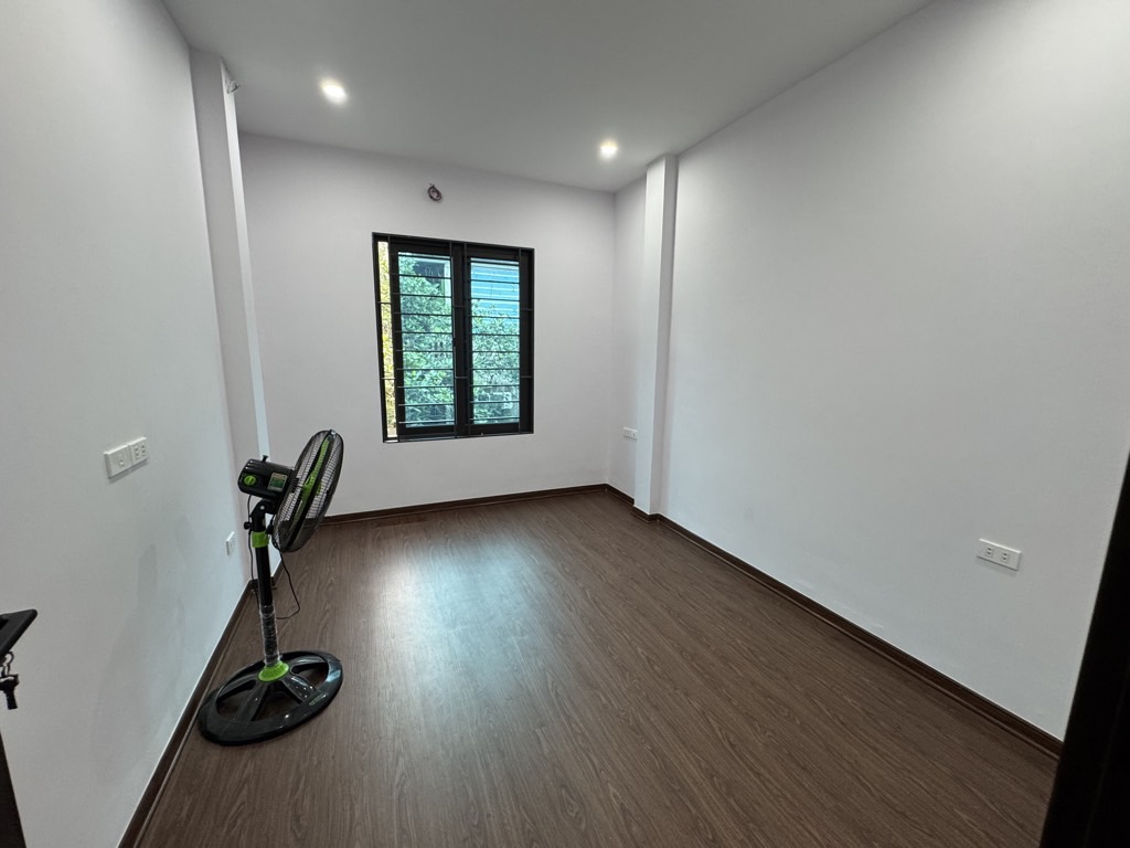 Định Công Thượng 51m ô tô đỗ cửa, mặt ngõ to chỉ 11,5 tỷ