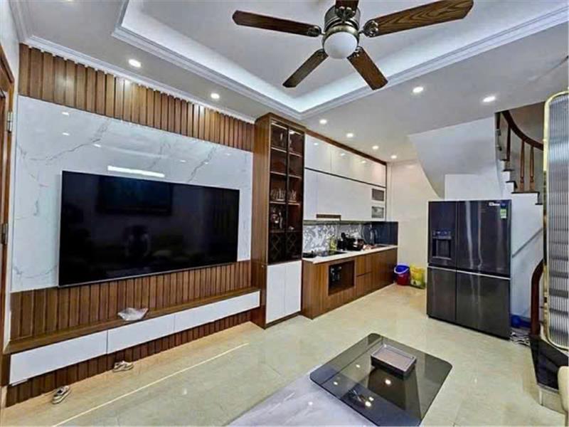 NHÀ ĐẸP – GIÁ TỐT – Vị Trí Đắc Địa Tại Khu vực Mỹ Đình 1, Hà Nội
