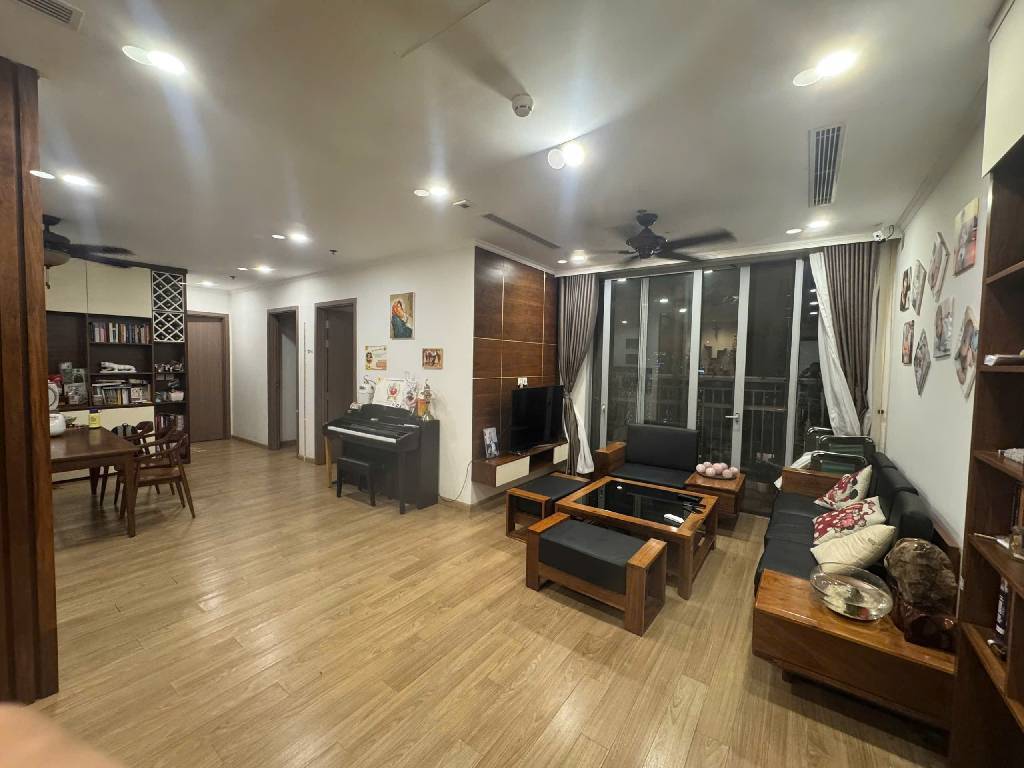 (Tin thật 100%) CH lô góc 110m2 x 3PN ở Vinhomes Gardenia – Ban công Đông Nam – Nội thất 600 triệu