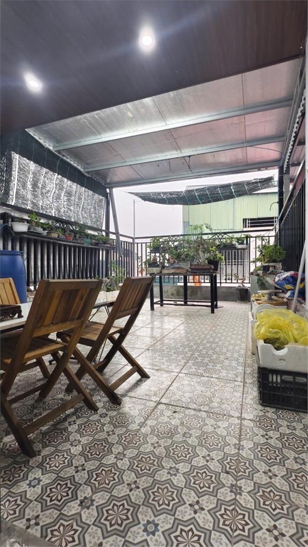 Bán nhà 38m2, 5 tầng, Văn Tiến Dũng, ô tô đỗ cửa