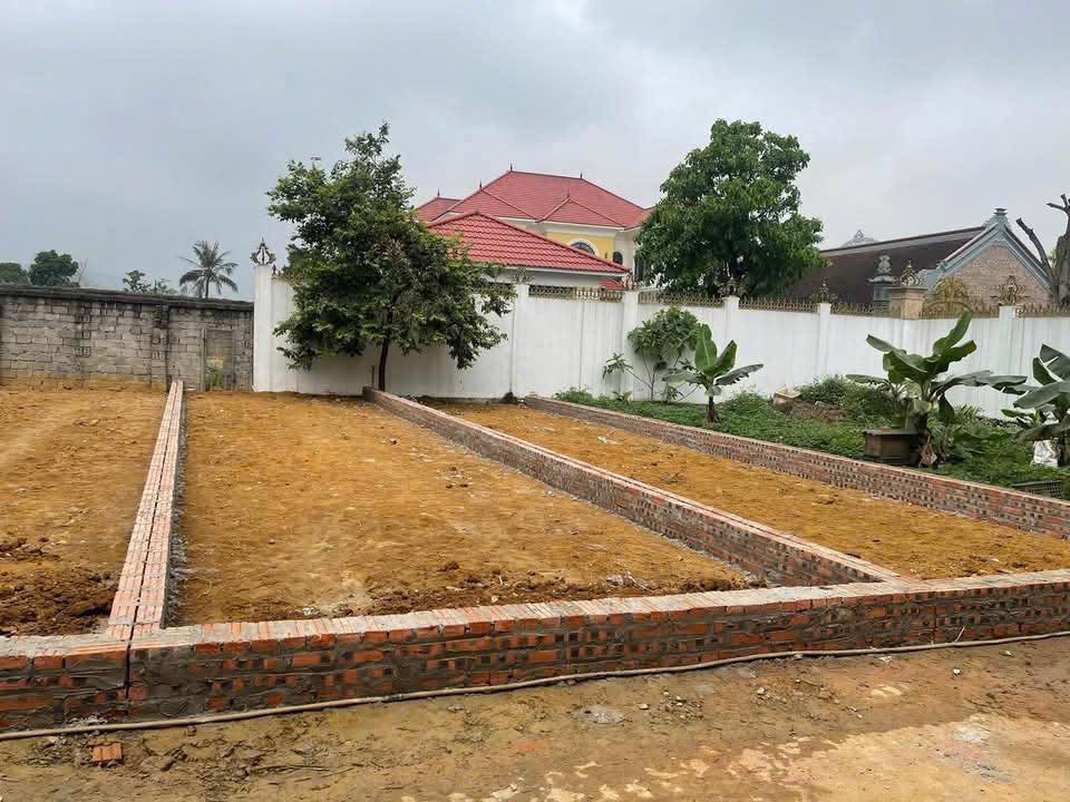 1. Đất nền Láng Hòa Lạc giá 2.15 tỷ diện tích 100m2 gần khu công nghệ cao – Nguyễn Hùng BĐS – 0989333012