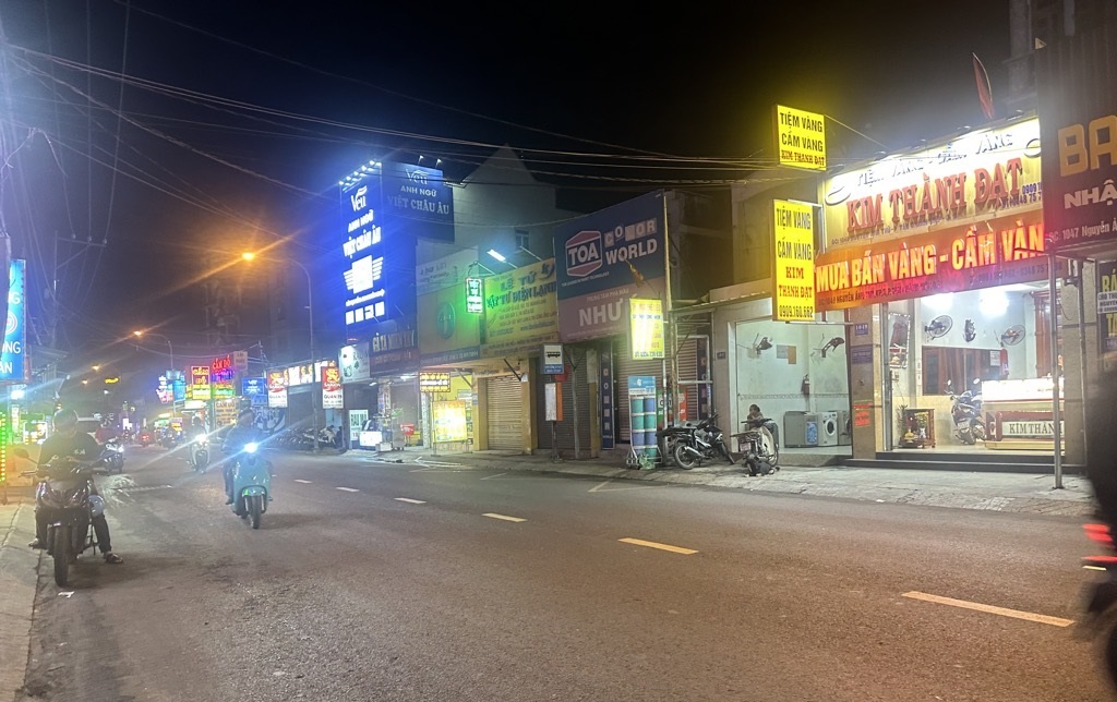 4 tầng MT Nguyễn Ảnh Thủ Hiệp Thành Q12 Hồ Chí Minh 118m2 có 12,9 tỷ