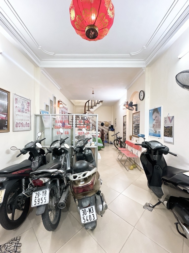 Bán nhà Lương Khánh Thiện, Hoàng Mai, Ô tô đỗ cửa, Kinh doanh, 42m2, 15 tỷ(CTL)