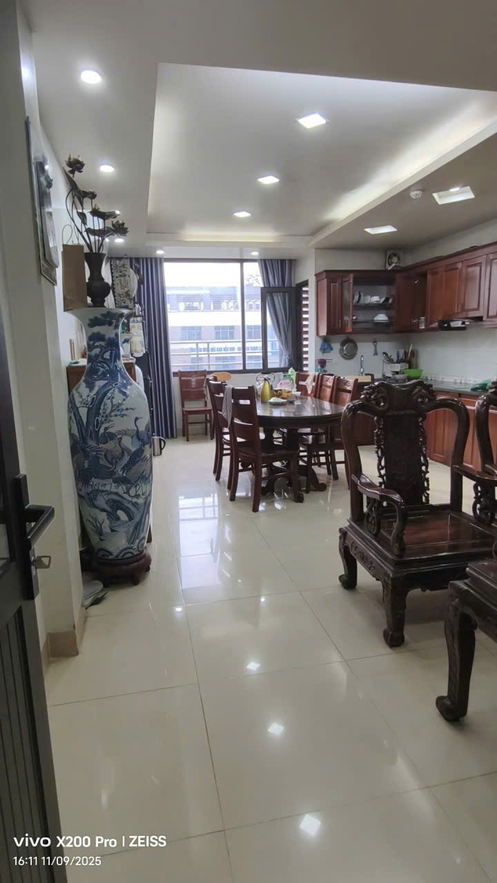 Mặt phố VIP Dương Khuê 100m² 7 tầng nhỉnh 50 tỷ làm văn phòng lý tưởng