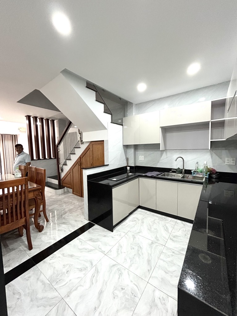 BÁN NHÀ MẶT NGÕ TRẦN XUÂN SOẠN, TÂN HƯNG, QUẬN 7 – 56M2, 4 TẦNG, 11 TỶ – SỔ ĐỎ CHÍNH CHỦ
