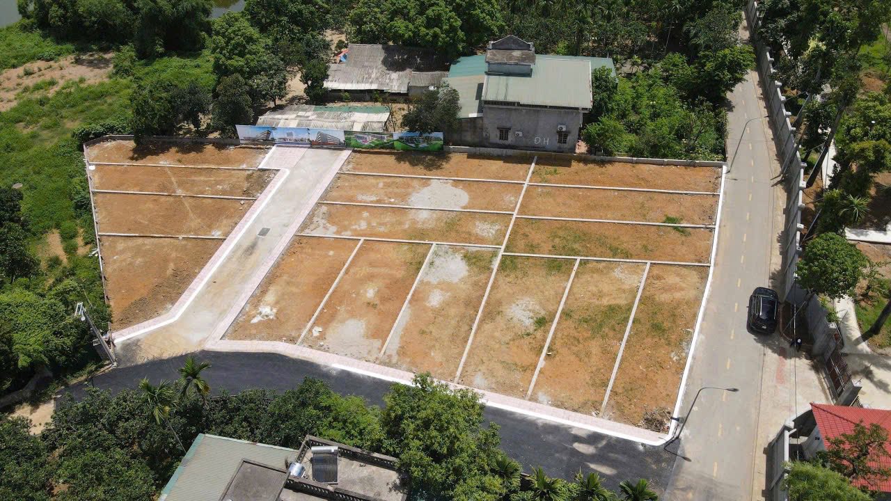 Đất nền Láng Hòa Lạc giá 2.7 tỷ diện tích 100m2 gần bệnh viện Vinmec – Nguyễn Hùng BĐS – 0989333012