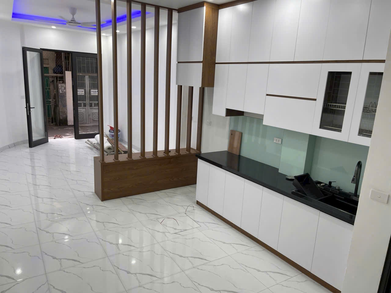 Bán nhà Mỹ Đình 35/42m2 4 tầng lô góc giá 8 tỷ