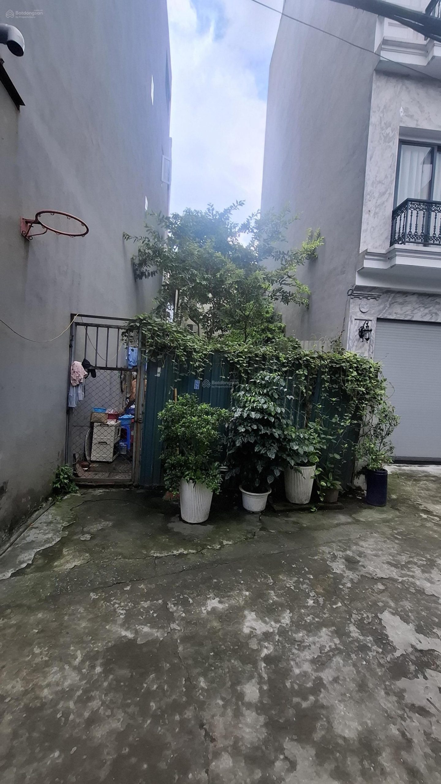 Bán đất ngõ 640 Nguyễn Văn Cừ. 70m nở hậu oto tải vào đất. Hơn 13 tỷ còn tl
