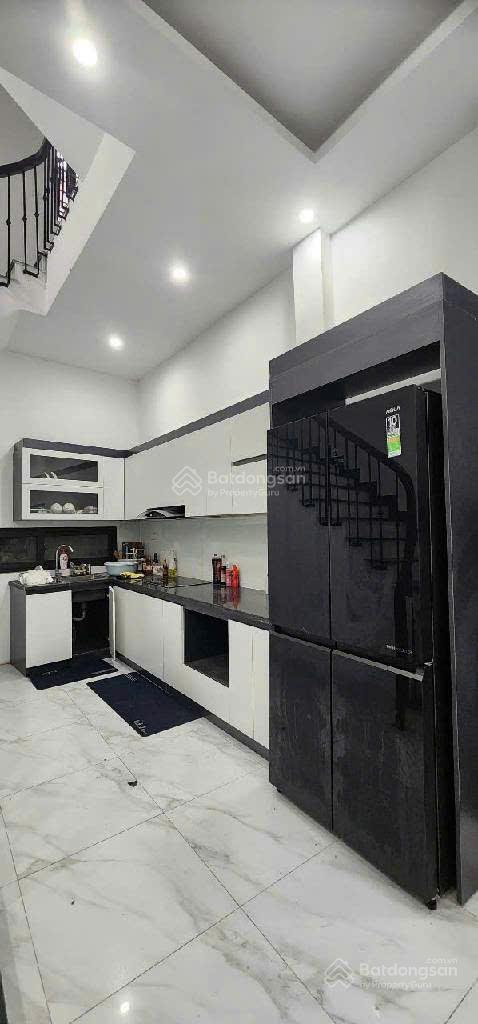 BÁN NHÀ 3 TẦNG FULL NỘI THẤT SẴN SỔ TRUNG TÂM BA LA – PHÚ LƯƠNG