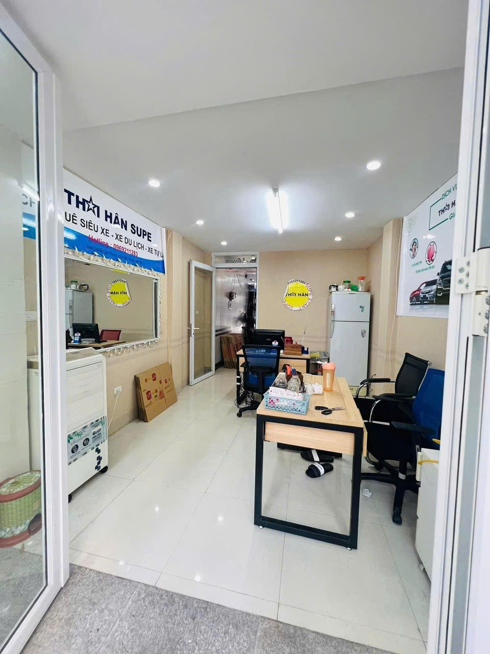 Cho thuê cửa hàng tại 300 Lạc Trung, Hai Bà Trưng, Hà Nội.