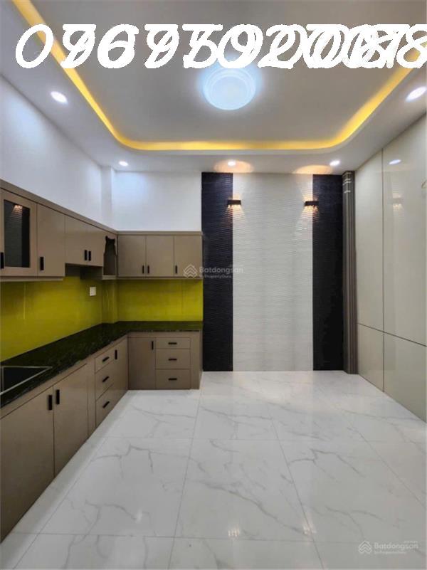 Nhà mới ở ngay Tân Phú, KDC yên tĩnh gần chợ 4x12m1 đúc 3,5 tấm, 4pn, 5wc, giá : 6tỷ..