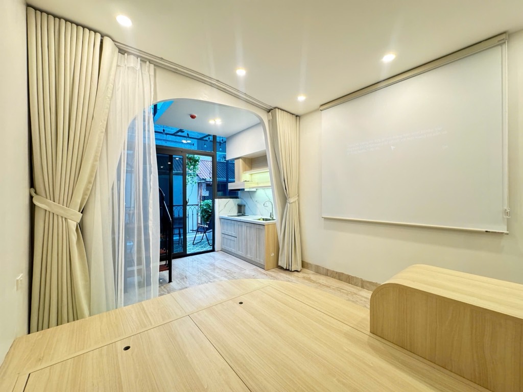 bán nhà Tây Sơn 40m 6 tầng, vị trí vàng, tòa nhà Duplex siêu phẩm