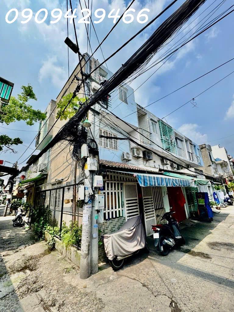 NHÀ QUẬN 7- MẶT TIỀN HẺM XE HƠI – CHỈ 2,99 TỶ – KINH DOANH MUA BÁN TỐT- 3 TẦNG KIÊN CỐ.