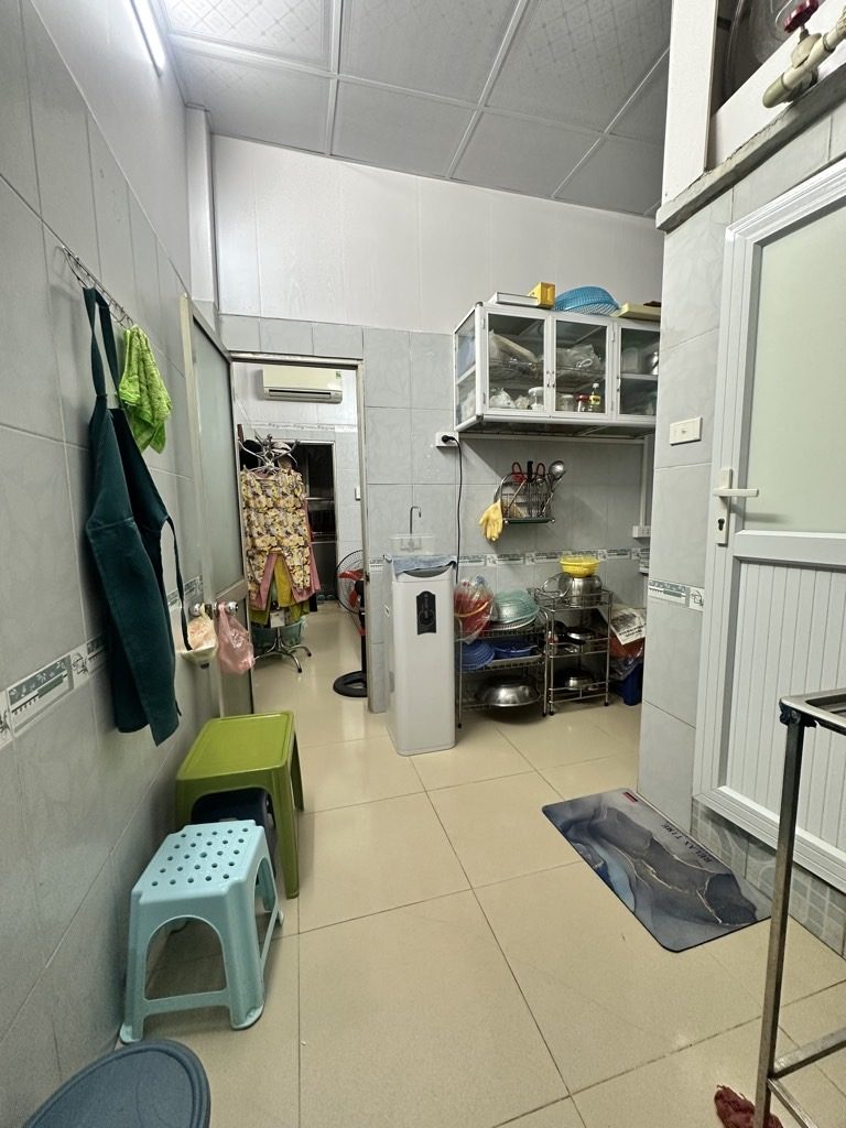 Bán nhà tập thể Hai Bà Trưng 50m ngay Lò Đúc chỉ 2,9x tỷ cải tạo thành 2 ngủ