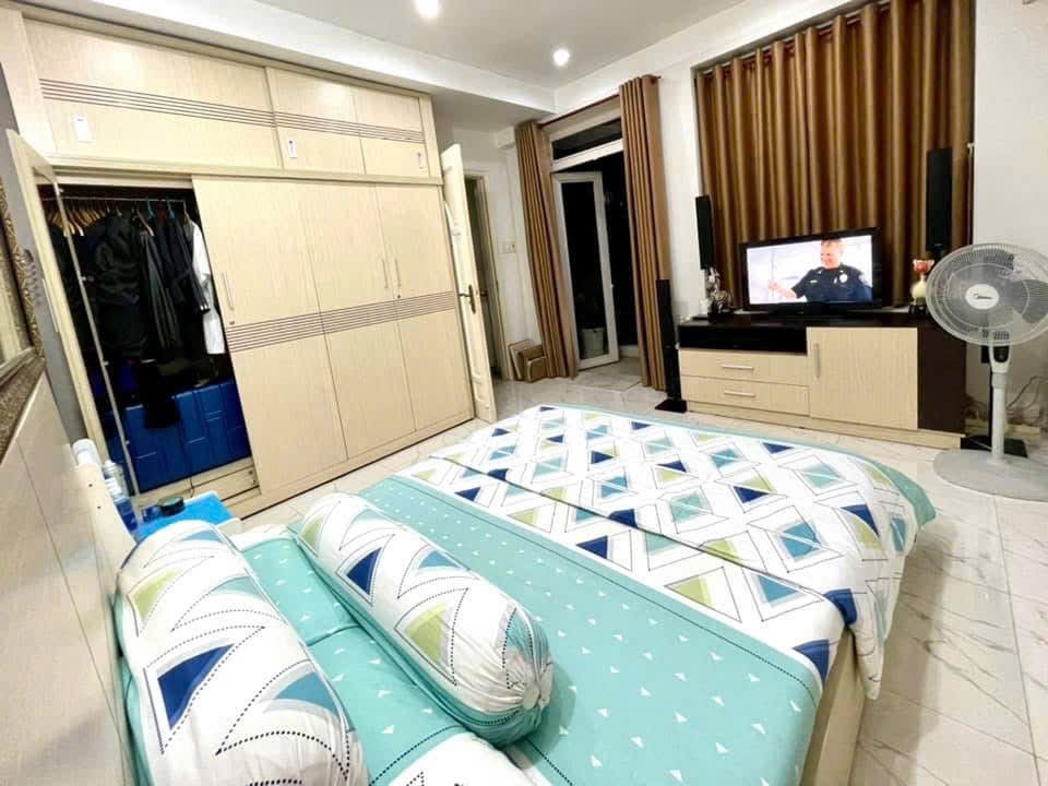 ĐẦU TƯ NGAY – LÔ GÓC GIÁP QUẬN 1 – NHÀ ĐÚC 3 LẦU – KINH DOANH ĐỈNH