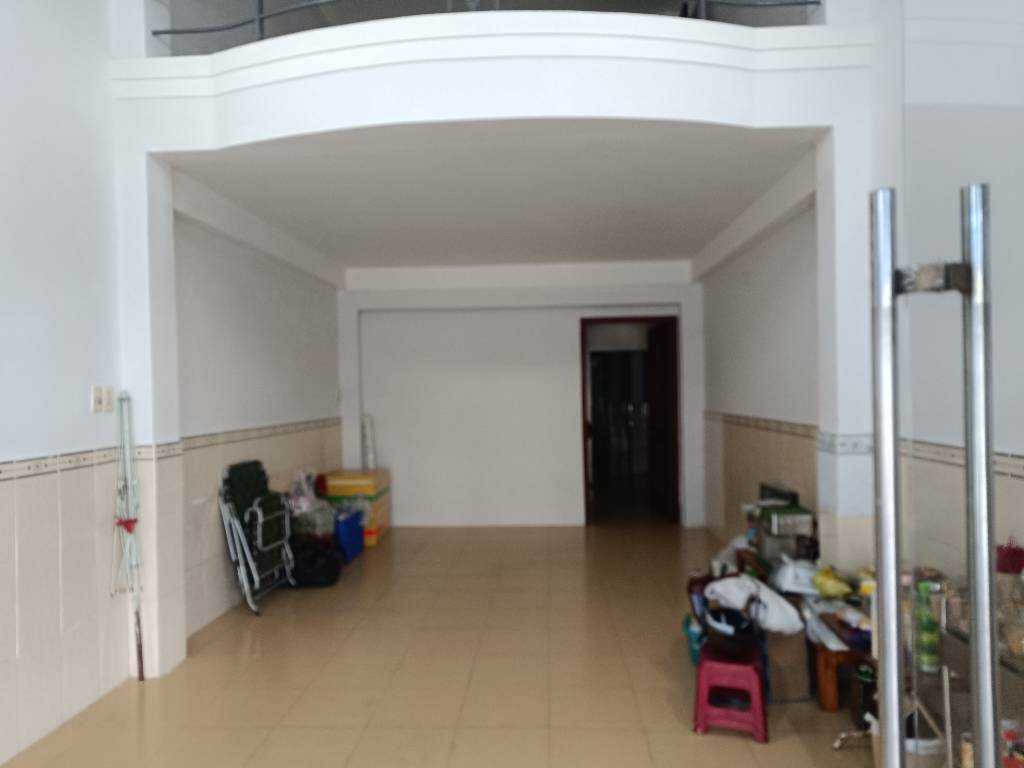 Bán nhà mặt tiền 5 tầng Tạ Quang Bửu, 4×20, rẻ hơn 2 tỷ so với nhà kế bên- Lh 0931172218