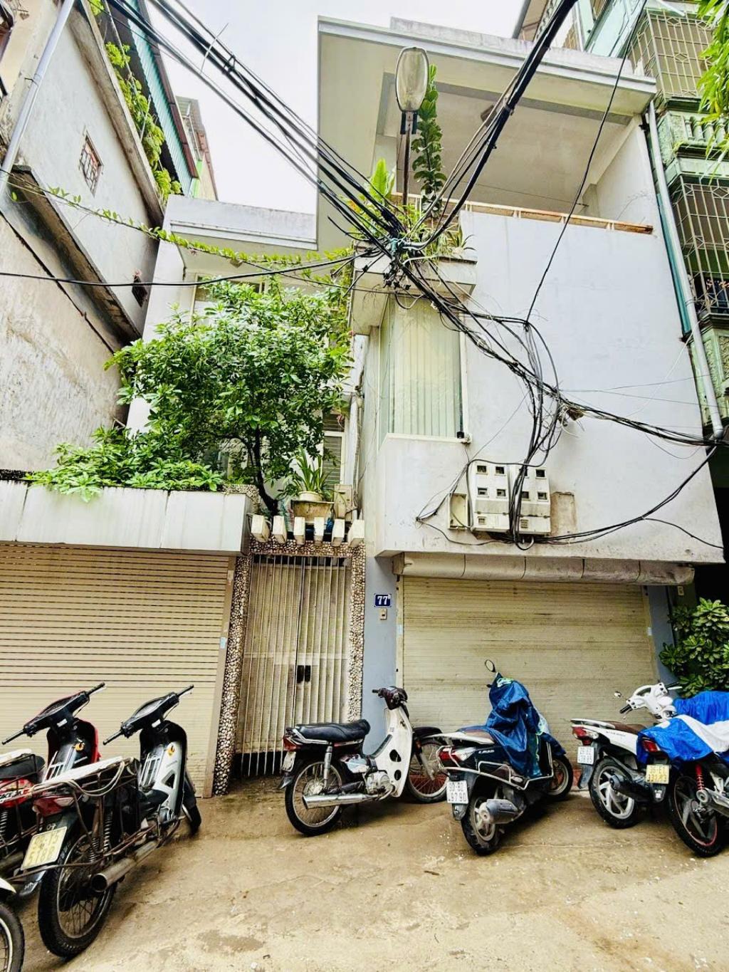 VÕ THỊ SÁU,HAI BÀ TRƯNG 30 tỷ 90m MẶT TIỀN 8m, HAI MẶT TIỀN,TỰ XÂY CẦN TIỀN BÁN