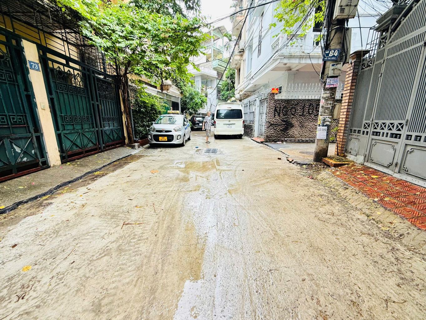 VÕ THỊ SÁU,HAI BÀ TRƯNG 30 tỷ 90m MẶT TIỀN 8m, HAI MẶT TIỀN,TỰ XÂY CẦN TIỀN BÁN