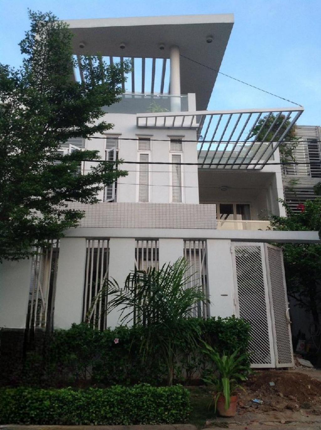 Bán nhà mặt tiền KDC Phong Phú, 9×20, Biệt thự Vip, View sông Rạch Lớn Lh 0931172218