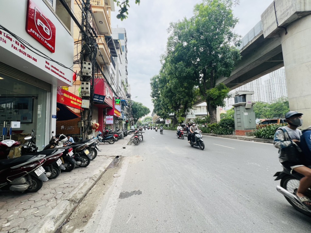 Đường Láng 84m, mt 6m chỉ 16 tỷ, sổ vuông, phù hợp mọi hình thức kinh doanh