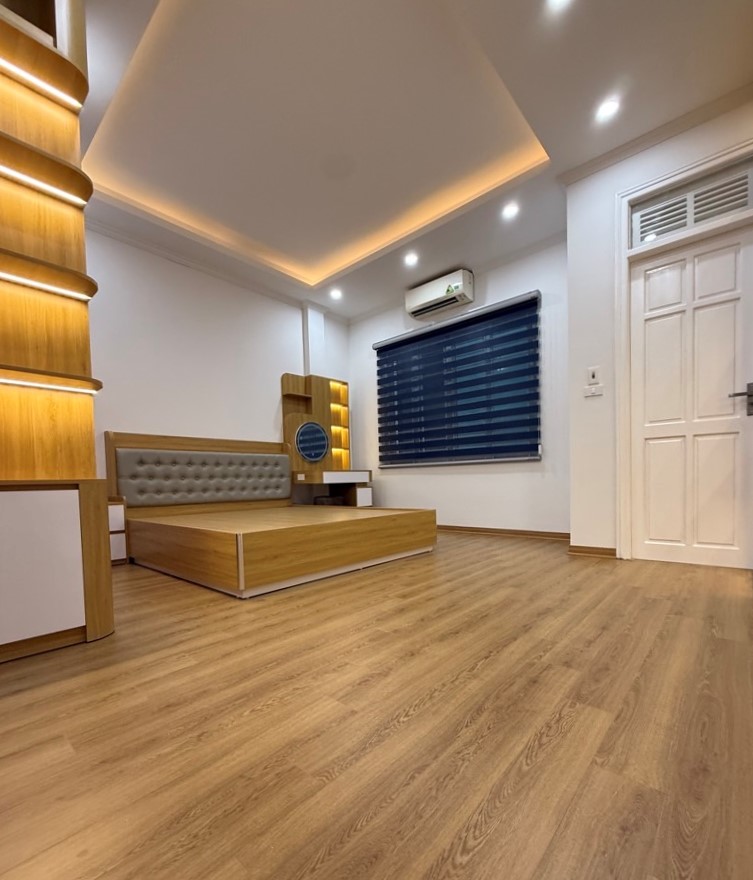Bán nhà Bùi Xương Trạch, Thanh Xuân, gần ô tô, 35m2, 7.8 tỷ(CTL)