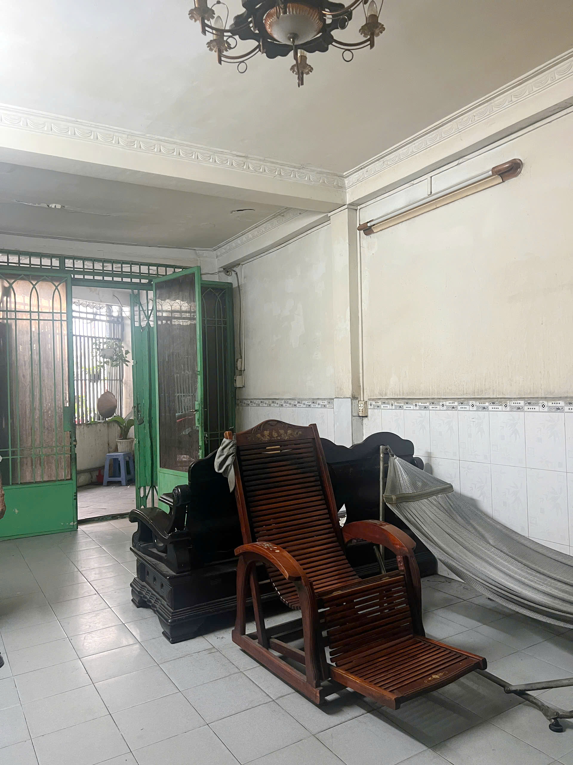 Nhà diện tích khủng 98m2 HXH Âu Dương Lân P.Chánh Hưng