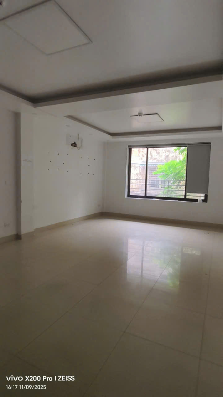 Mặt phố VIP Dương Khuê 100m² 7 tầng nhỉnh 50 tỷ làm văn phòng lý tưởng
