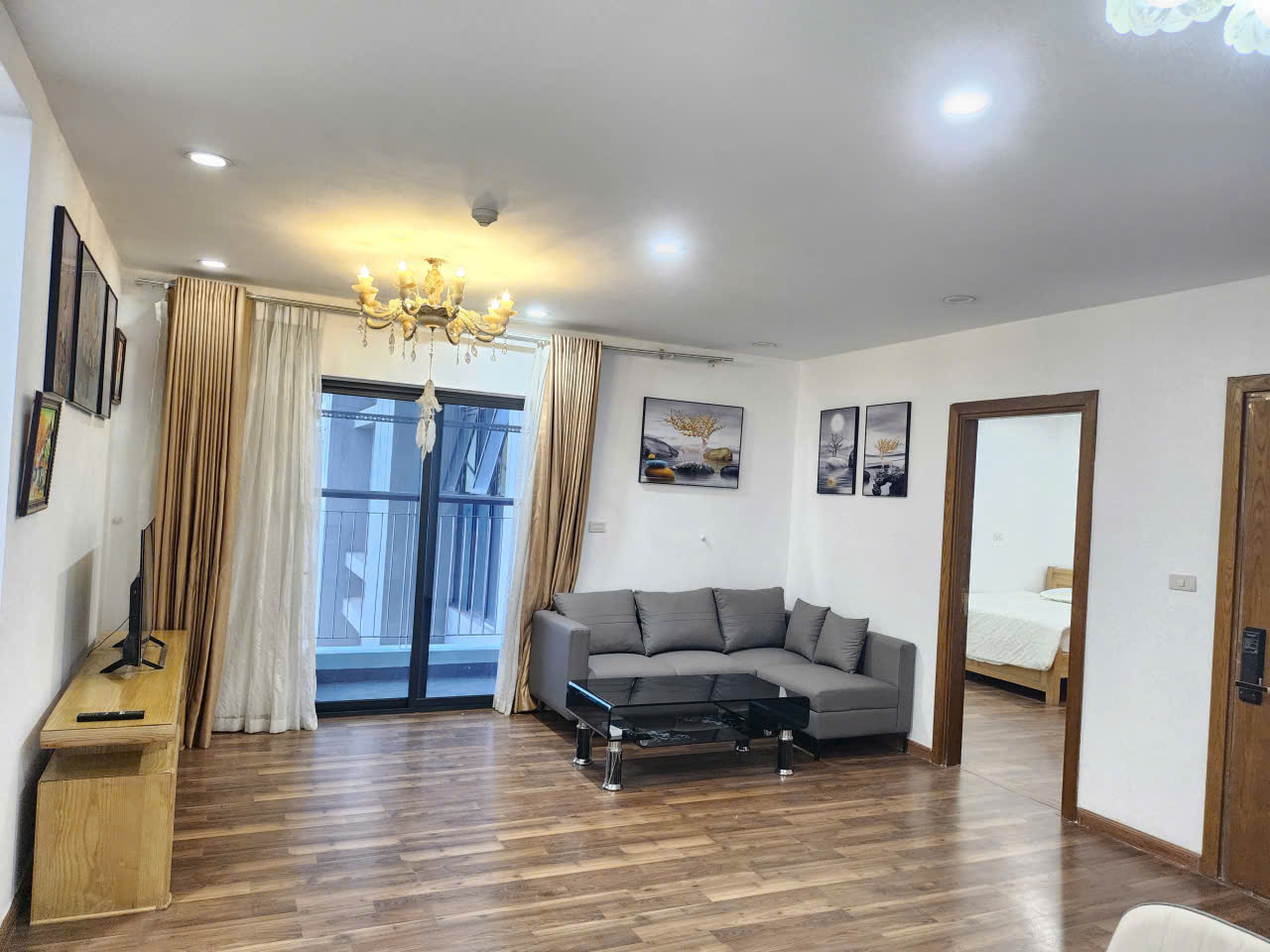 CHO THUÊ CĂN HỘ R3 – GOLMARK CITY (KHU RUBY), 136 HỒ TÙNG MẬU