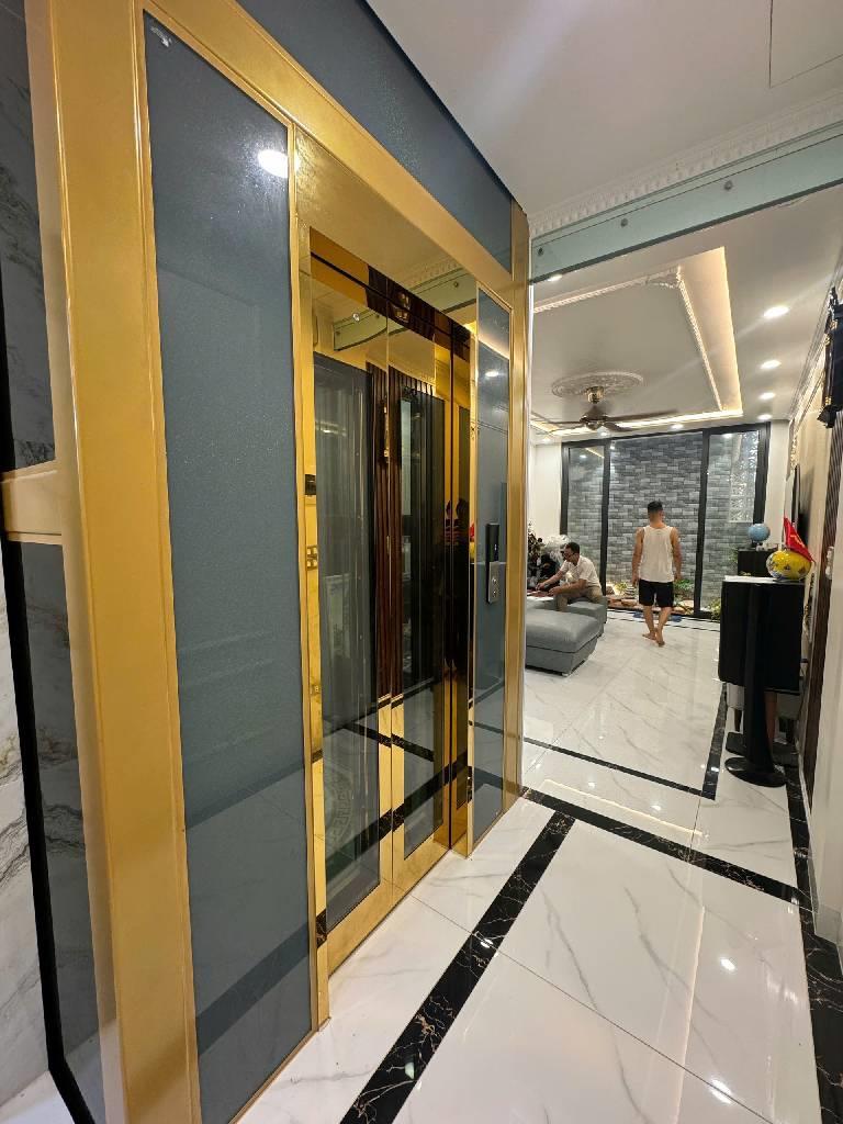 Bán nhà 58m2, 6 tầng ô tô tránh, gần công viên lớn Hà Nội – Cầu Diễn