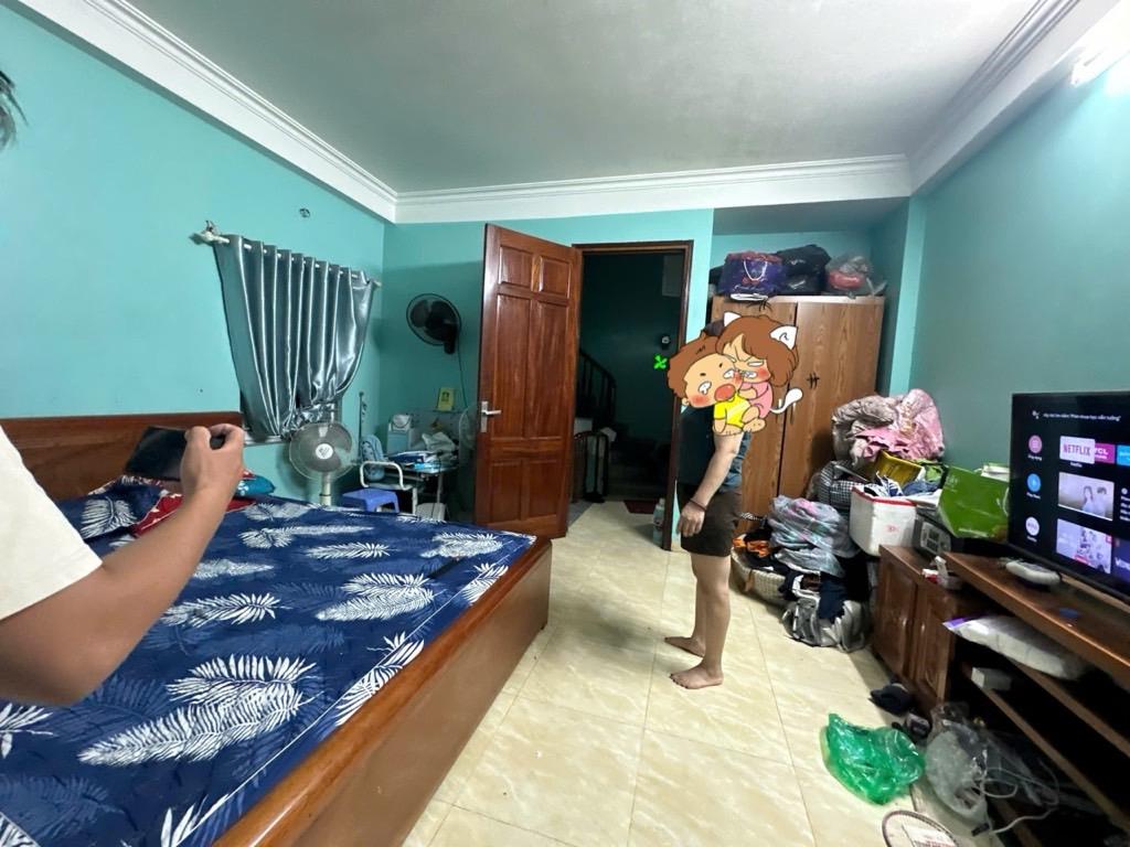 Chính chủ bán nhà 33m2, 5 tầng, Cổ Nhuế, ngõ thông thoáng