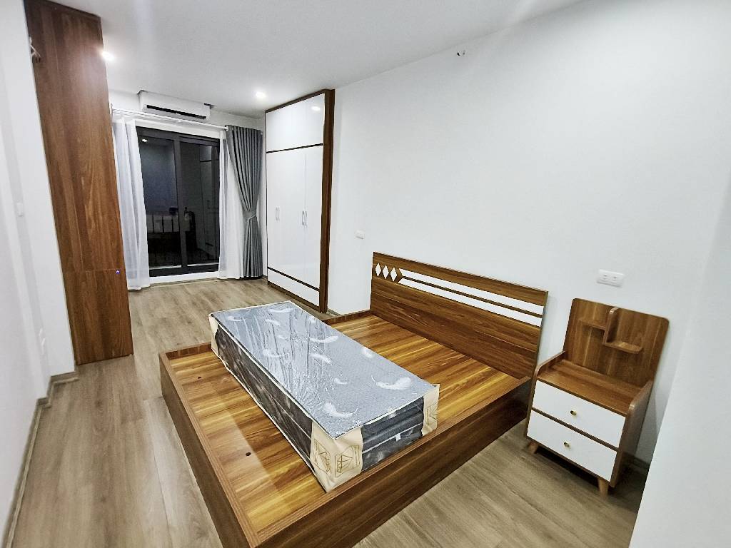 Bán nhà Trường Chinh 31m 6 tầng, sổ vuông, full nội thất, đẹp từng Cm
