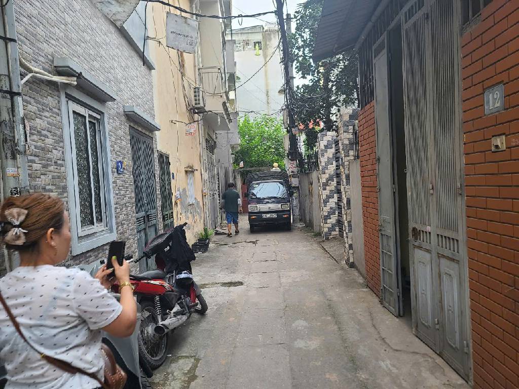 ĐỊNH CÔNG THƯỢNG SIÊU THOÁNG – CĂN CỰC HIẾM NHƯ VILLA GIỮA LÒNG ĐỊNH CÔNG