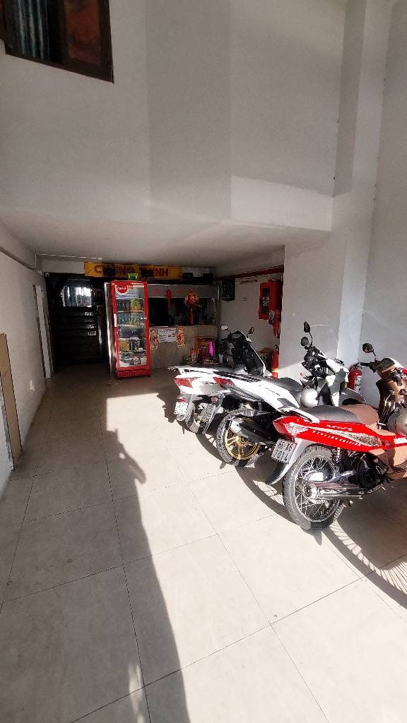 Bán nhà mặt tiền Tạ Quang Bửu, ngang 8m, dòng tiền 50tr/ tháng chỉ 13 tỷ 5