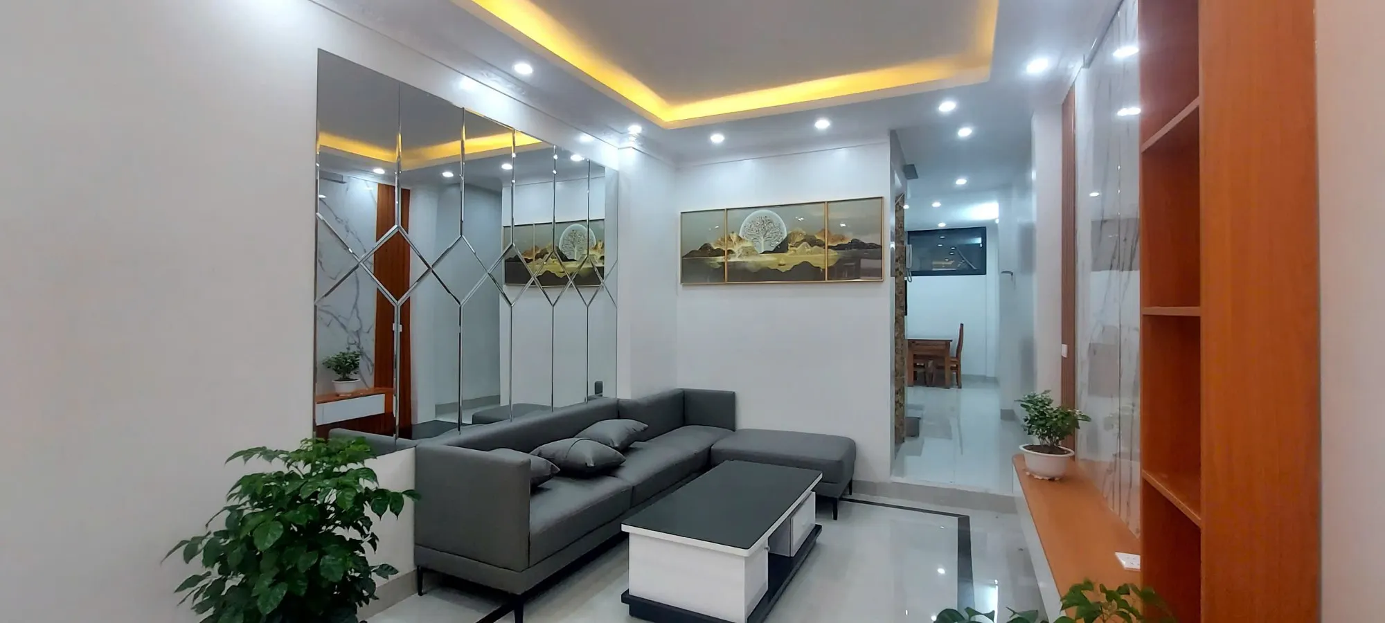 Bán nhà Tô Hiệu – Hà Đông 45mx5 tầng, nhà đẹp, thang máy, ở luôn giá 10.6 tỷ.