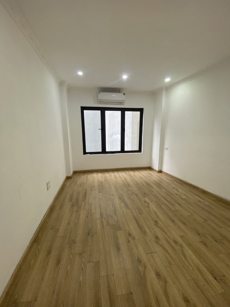 BÁN NHÀ GIA QUẤT, LONG BIÊN- VIEW THOÁNG-OTO GẦN-35M-NHỈNH 5 TỶ(TL)