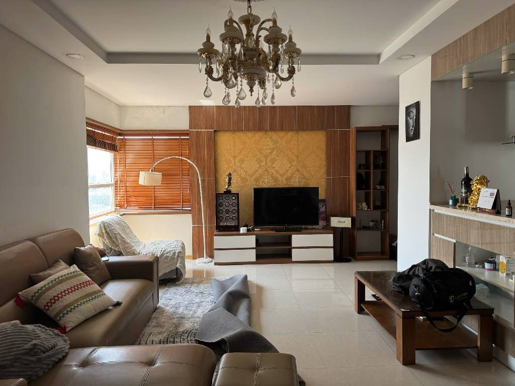 (Tin thật 100%) CH lô góc 114m2 x 3PN tại Golden Palace – Ban công Đông Nam – Nội thất 800 triệu