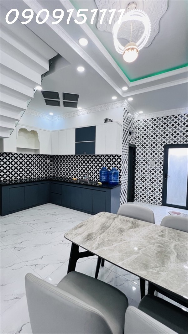 BÁN GẤP NHÀ 2 TẦNG-63M2-HUỲNH TẤN PHÁT-QUẬN 7-NHỈNH 5 TỶ