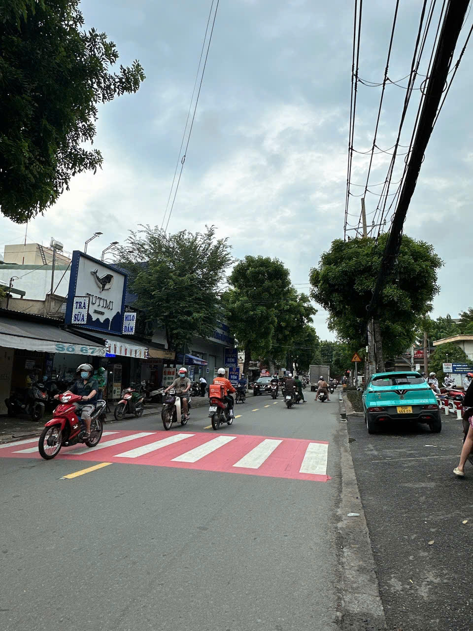 Nhỉnh 12 tỷ sở hữu MTKD sầm uất Nguyễn Văn Quá 100m2 ngang 4.1m 4 lầu gần chợ Cây Sộp.