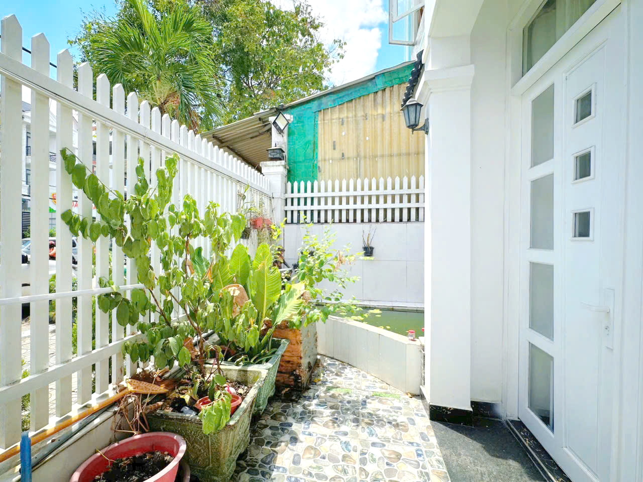 Bán biệt thự mặt tiền đường Số 10, KDC Ấp5 Phong Phú, ngay bến xe Q8