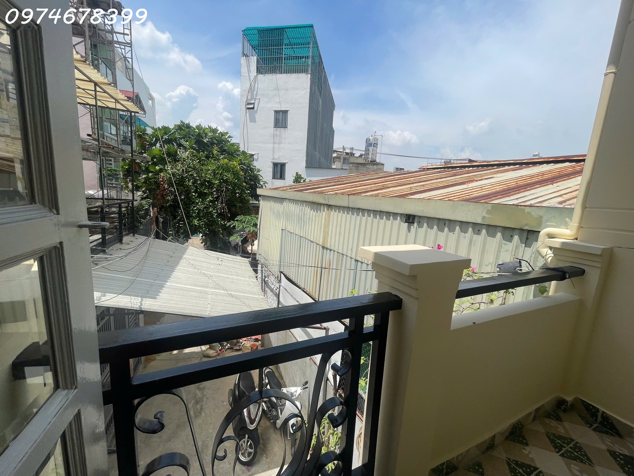 ☘️☘️☘️ Nhà nhỏ đẹp – giá xinh xinh- Hẻm xe hơi – Gần chợ – Khu dân cư sầm uất.