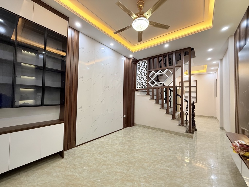 162 Khương Đình 40m, nahf đẹp như mơ, nội thất xịn không ngõ, giá hời không tưởng