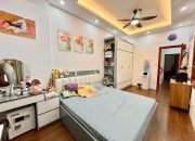 Bán nhà Nghĩa Đô 34m2, 4 tầng, gần Võ Chí Công, giá 5,4 tỷ
