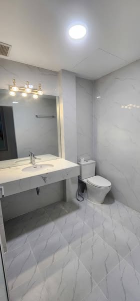 Chính chủ bán nhà phố Nguyễn Xiển diện tích 64,5m , mặt tiền 4m, xây 8 tầng