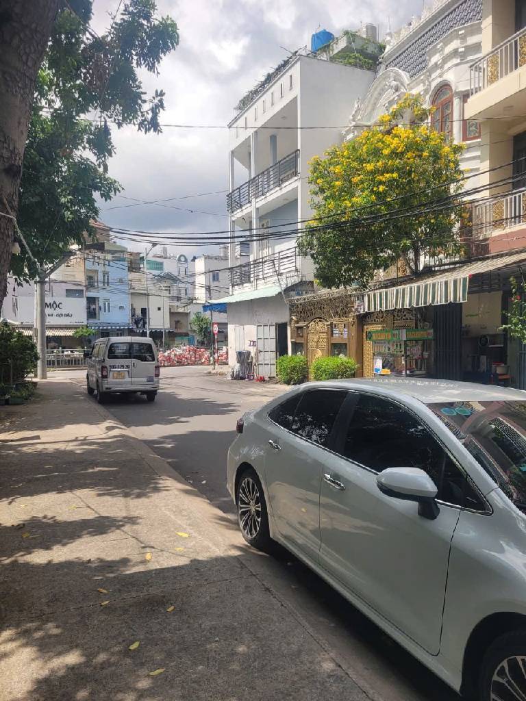 Nhà Bán nhanh Dương Quảng Hàm p5, Gò Vấp: 133m2, 5 tầng, 20 phòng,chdv