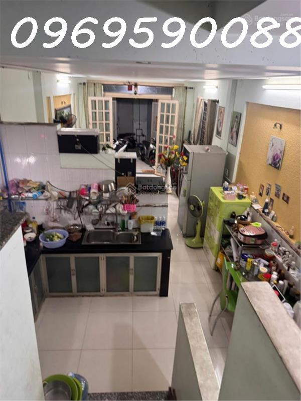 Nhà siêu rẻ ngay chợ Tân Hương DT 6x18m, 1 lầu hẻm ô tô giá: 6 tỷ chốt