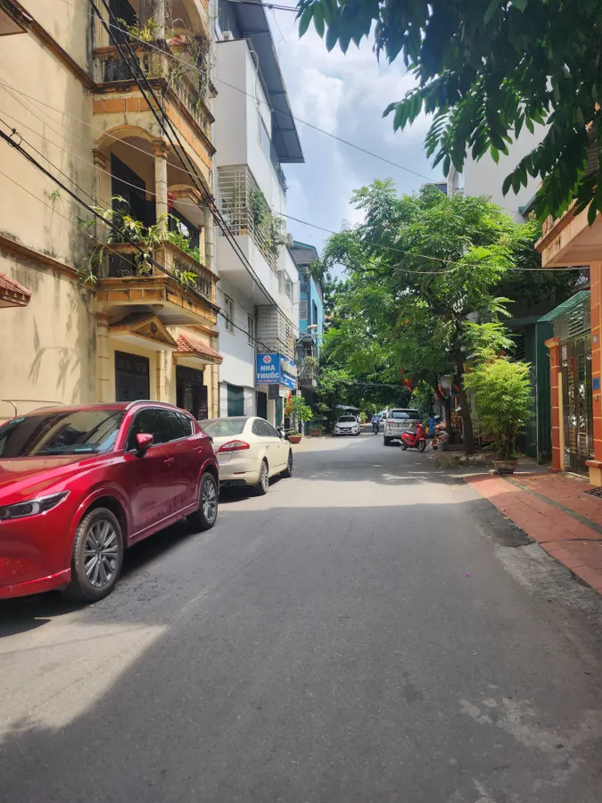 Bán nhà ngõ Đa Sỹ, Hà Đông, 77m2 Sổ đỏ chính chủ, giá 9.2 tỷ. LH: 0975235116