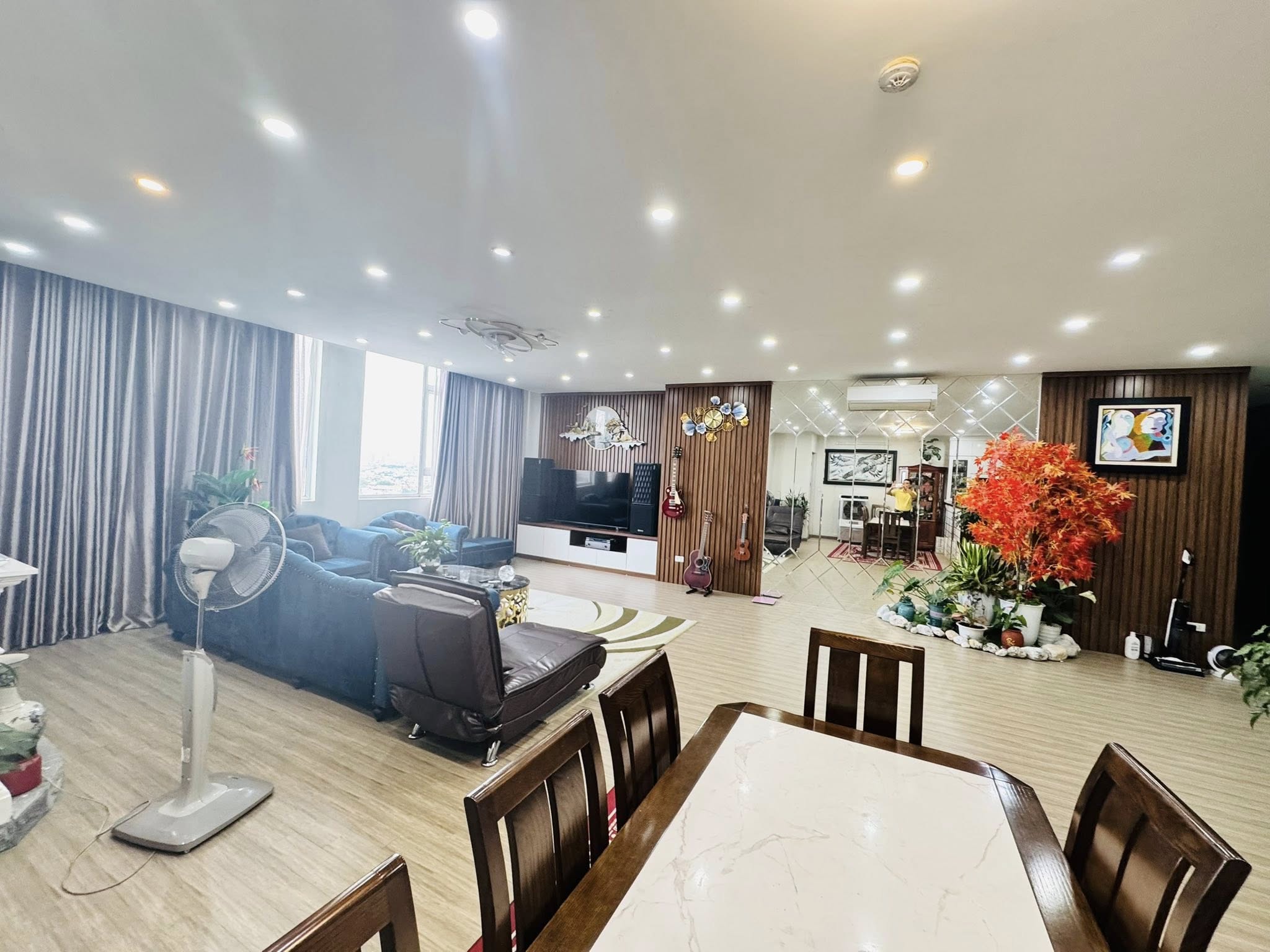 🔅 CĂN HỘ CHUNG CƯ CAO CẤP HẠ ĐÌNH 206M2 4PN+4WC, SĐCC, CHỈ 13.3 TỶ 🔅