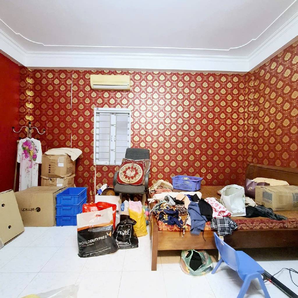 Bán nhà Nguyễn Lân, Phân Lô, Ô tô, gần Phố, 63m2, 18 tỷ(CTL)