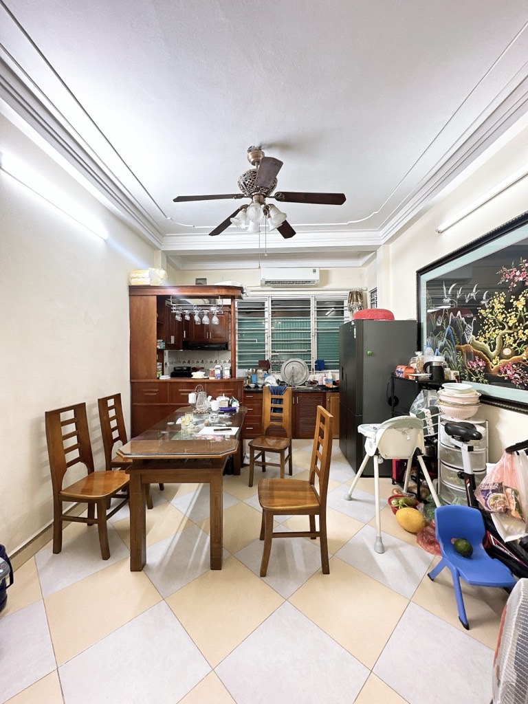 Bán nhà Lương Khánh Thiện, Hoàng Mai, Ô tô đỗ cửa, Kinh doanh, 42m2, 15 tỷ(CTL)