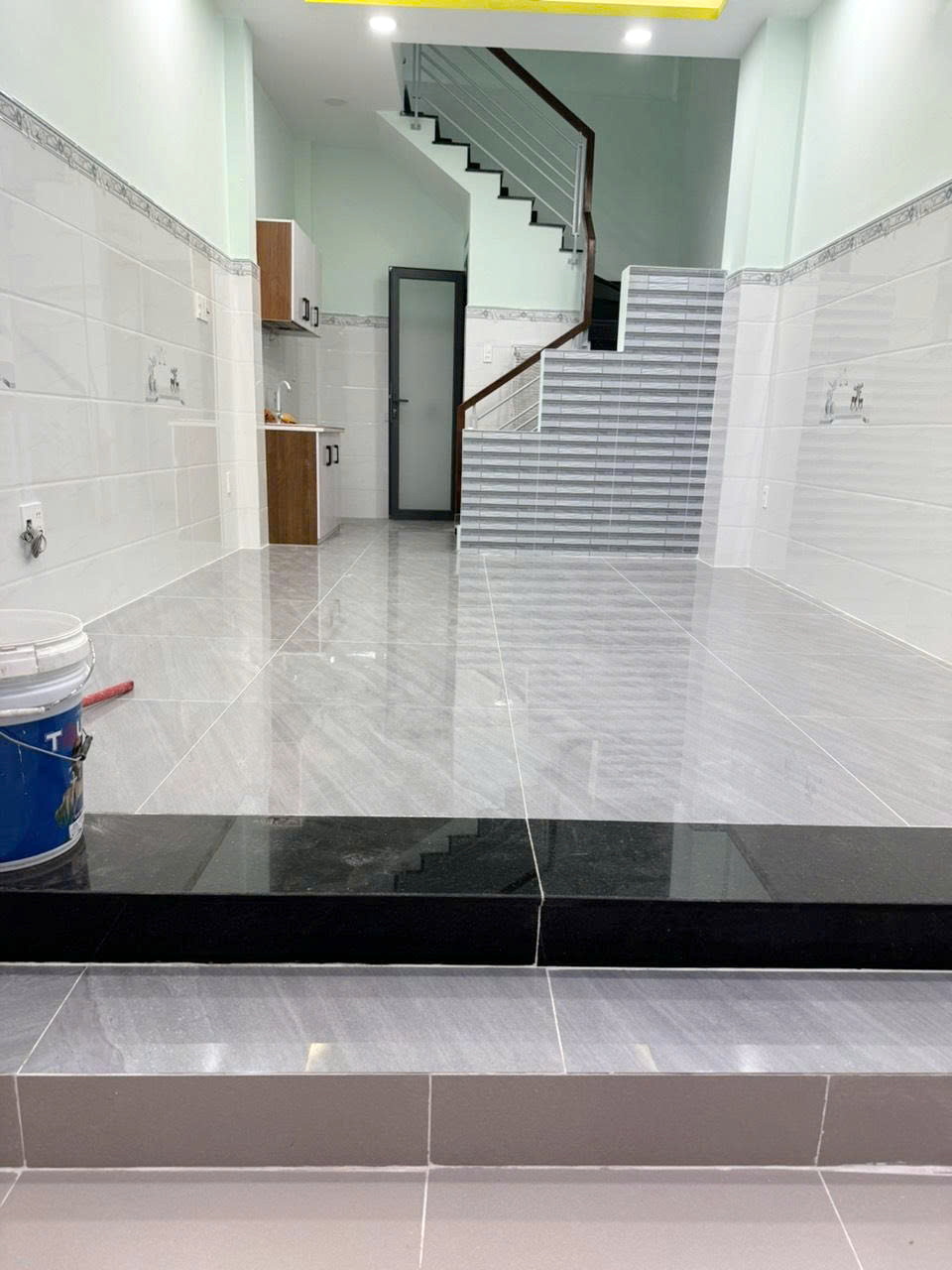 Nhà mới 2lầu/ST cách MT vài căn Tùng Thiện Vương P12Q8
